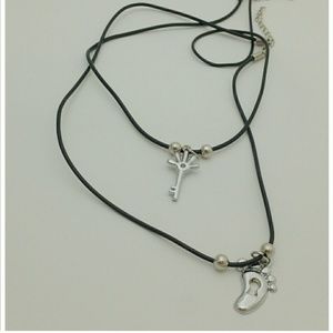 Hand & Foot 2-way necklaces